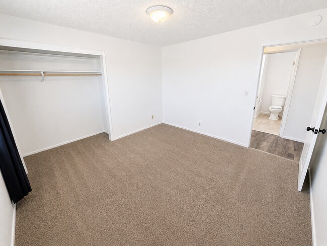 Building Photo - 3BR Cul-de-Sac Home w/ Solar, Water Softener, and Large Yard