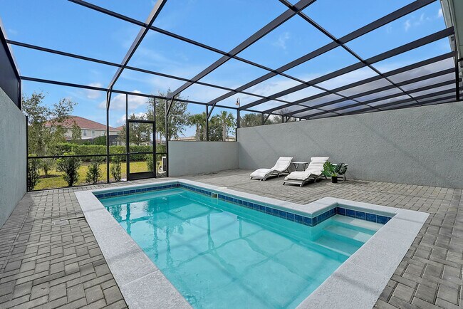 Building Photo - 7435 Oakmoss Loop
