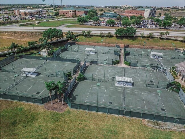 Building Photo - 3000 Pinnacle Ct