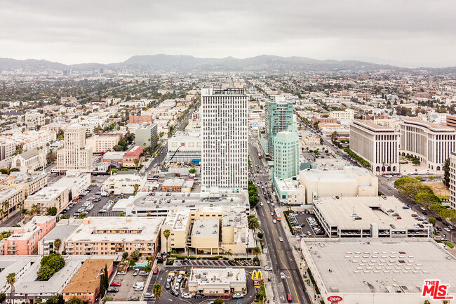 Building Photo - 3810 Wilshire Blvd