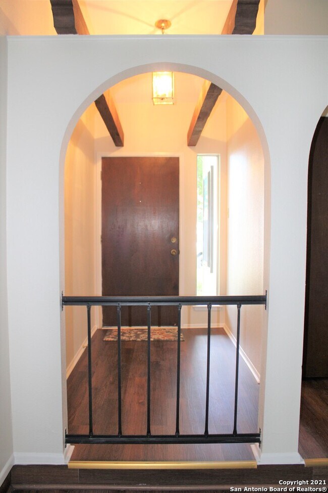 Building Photo - 5314 Peppermint Ln