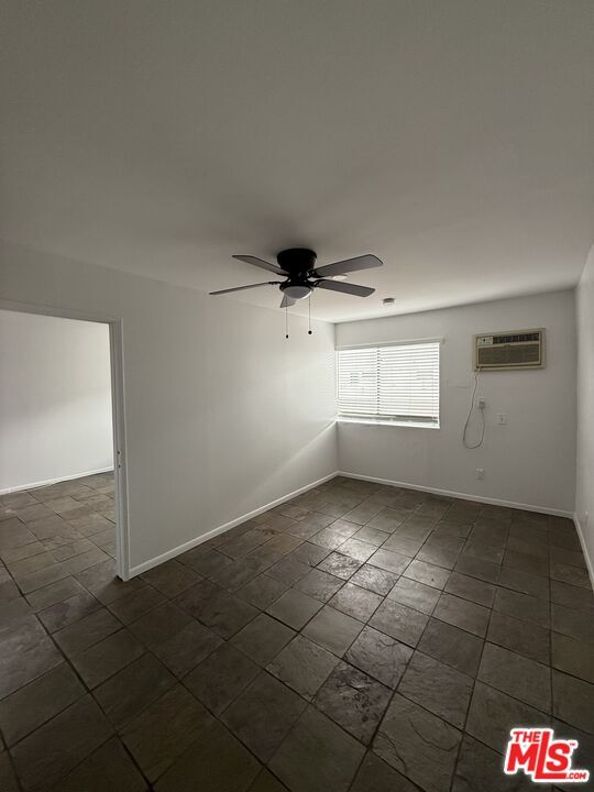 Building Photo - 1816 N Gramercy Pl