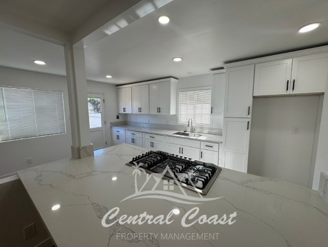 Building Photo - 0 E Grant St