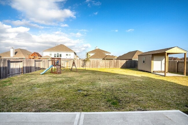 Building Photo - 135 San Bernard Dr