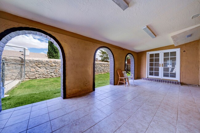 Building Photo - SPACIOUS EAST EL PASO HOME WITH POOL