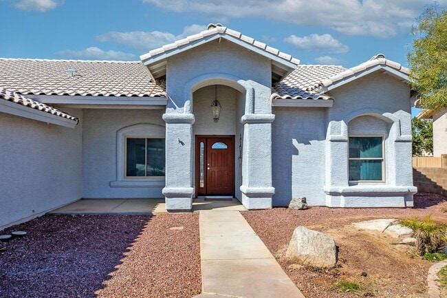 Building Photo - Yuma East Rental Available.