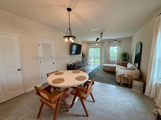 Building Photo - 102 Java Ln