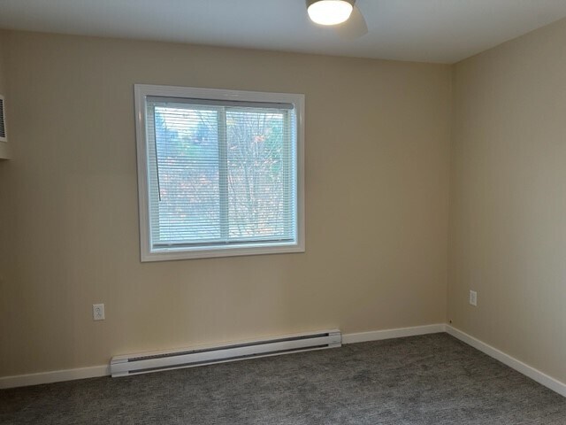 Bedroom 3 - H5 Stonehedge Dr