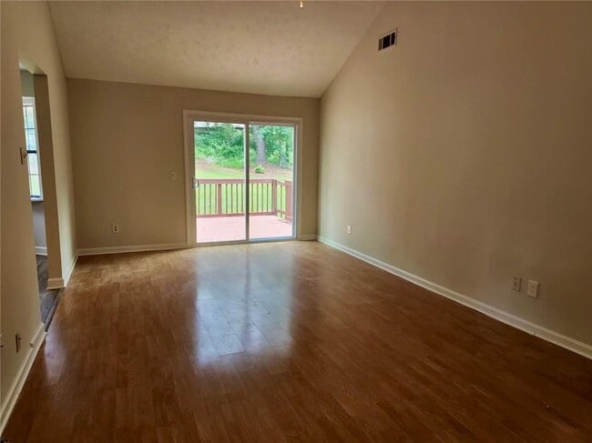 Building Photo - 1367 Fairview Trail NW