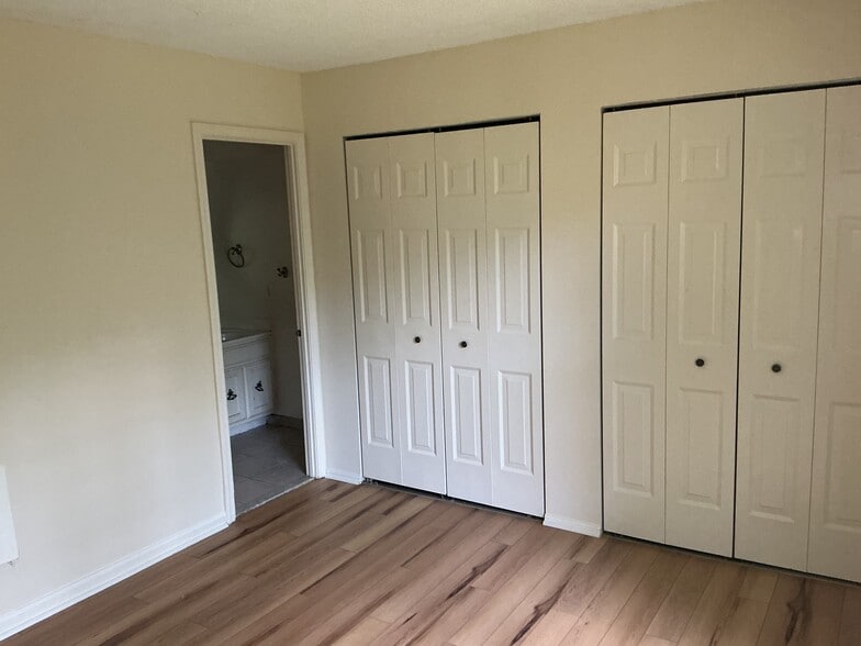 Building Photo - 7700 Tremayne Pl