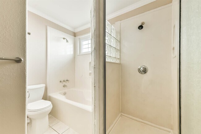 Building Photo - 10906 Sageorchard Ln