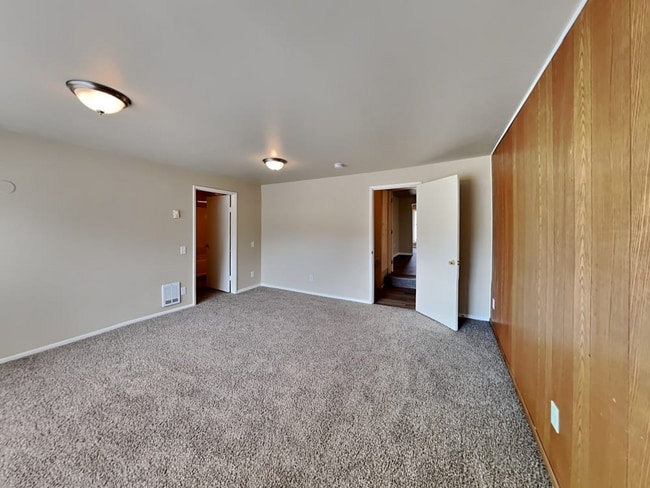 Building Photo - 7734 S Mission Dr