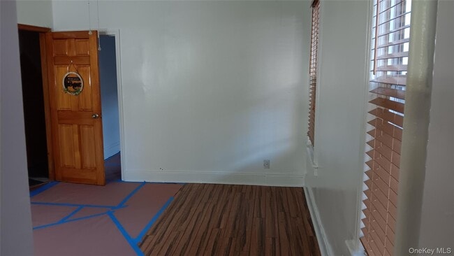 Building Photo - 1811 Wallace Ave