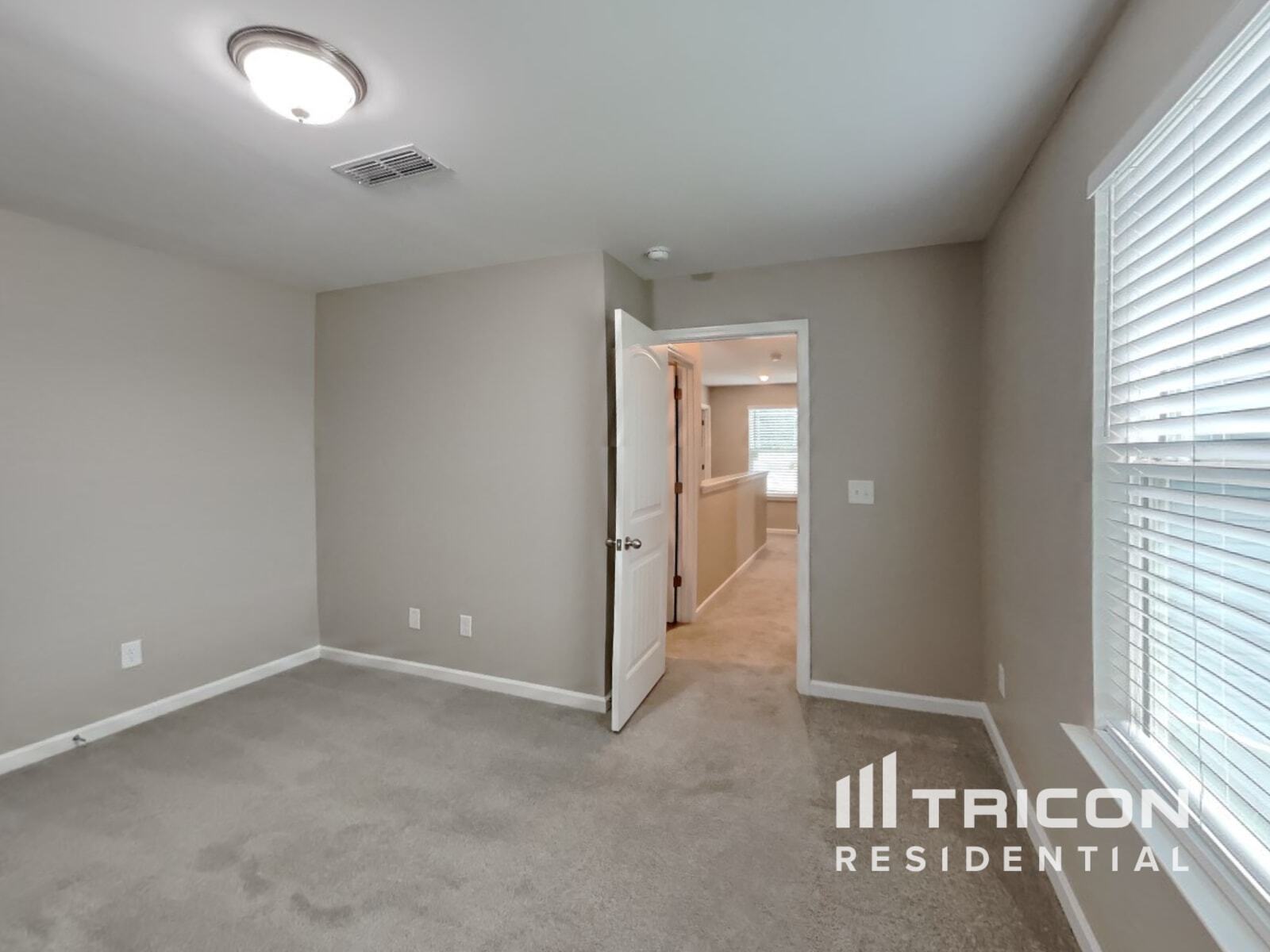 Building Photo - 333 Turney Ln