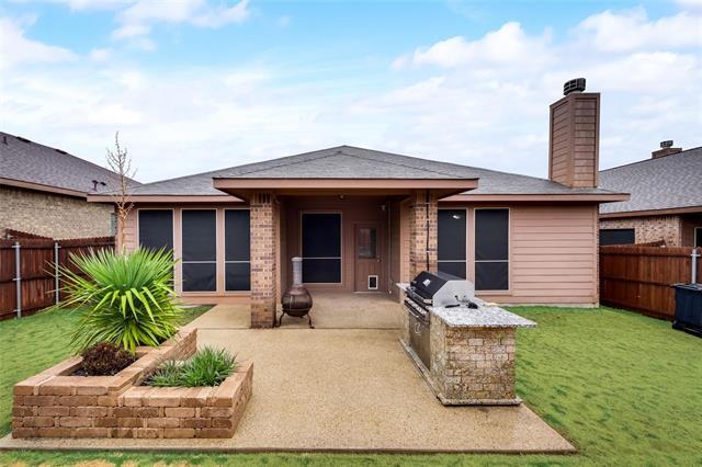Building Photo - 15825 Carlton Oaks Dr