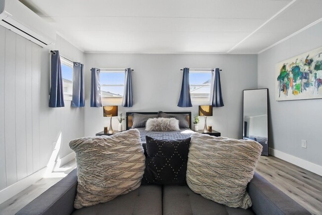 Building Photo - Highly Desirable Double Wide 55+ Home in Rancho Escondido!