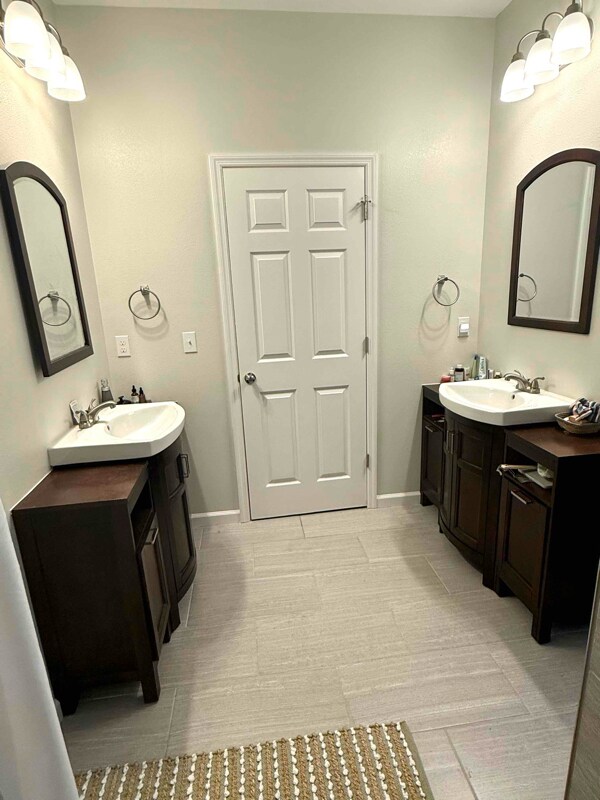 Building Photo - 23 Lance Ln