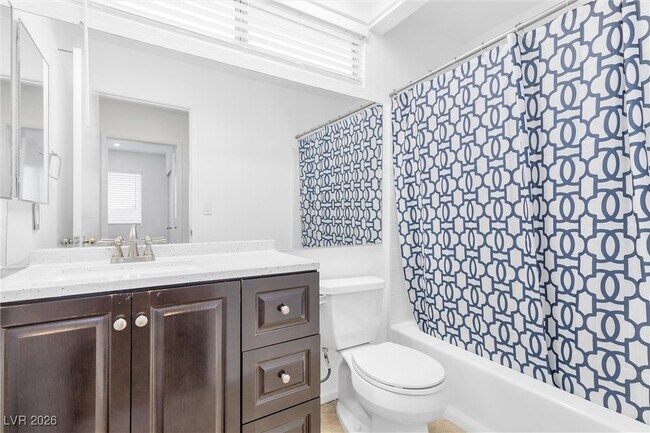 Building Photo - 7600 Beverly Hills Dr