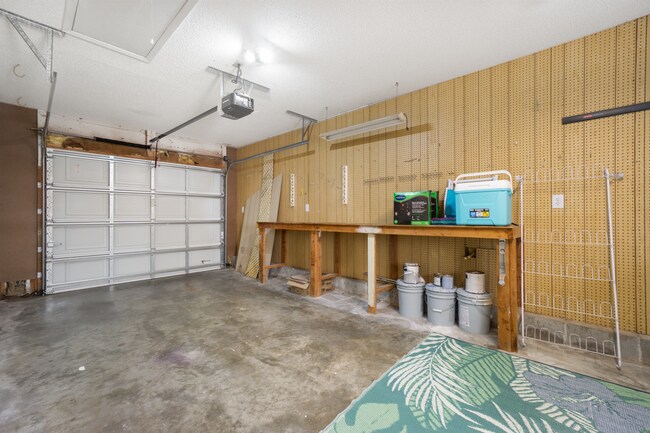 Building Photo - 1344 Bayshore Terrace
