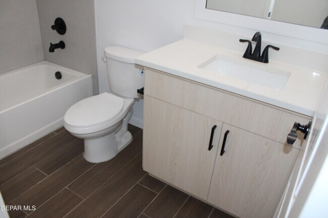 Building Photo - 15220 Ambition Ave