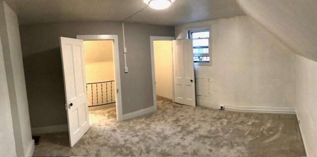 Building Photo - 299 Fargo Ave