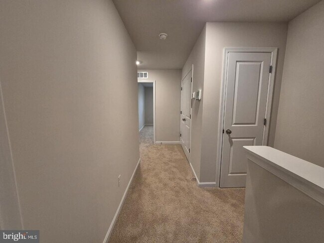 Building Photo - 141 Tigney Dr