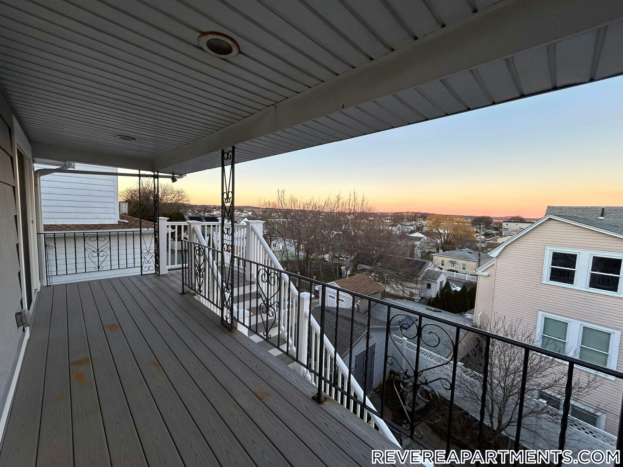 Building Photo - 48 Hauman St