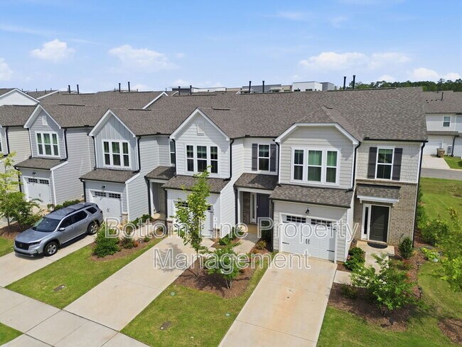 Building Photo - 460 Glen Clova Dr
