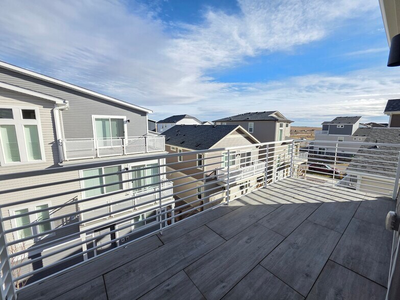 Building Photo - 6075 Notch Top Way