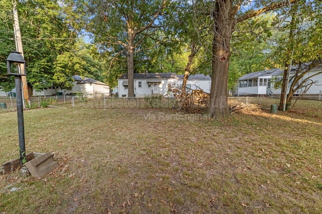 Building Photo - 10506 Byfield Dr