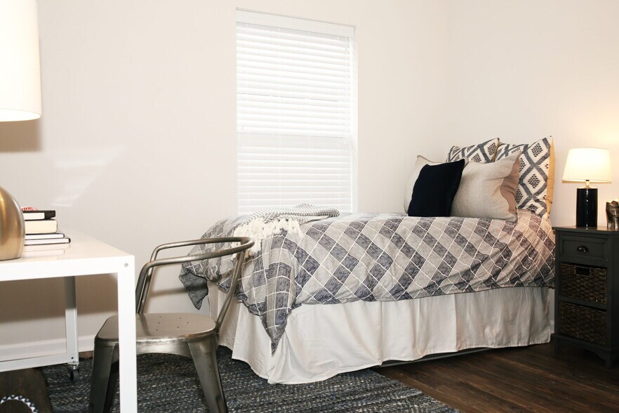 Building Photo - 95 Murray St