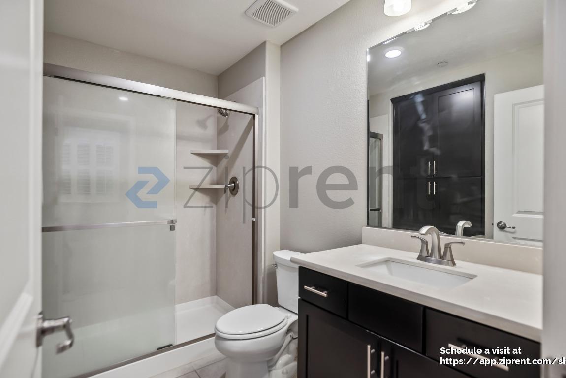 Building Photo - 4062 Kinsale St