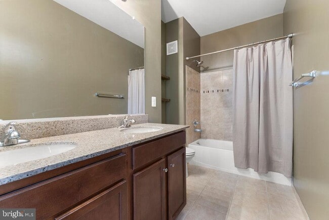 Building Photo - 19441 Promenade Dr