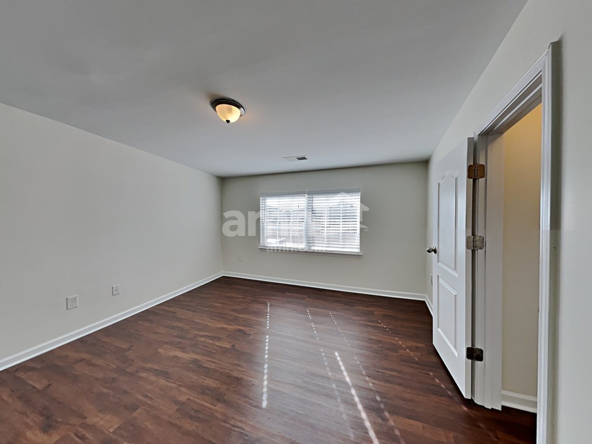 Building Photo - 128 Cherry Bark Dr