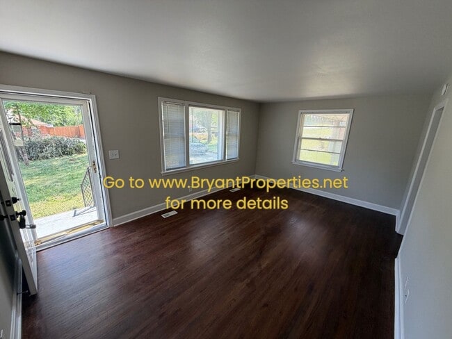 Building Photo - Nashville - Donelson Area - 2 Bedrooms 1-Bath