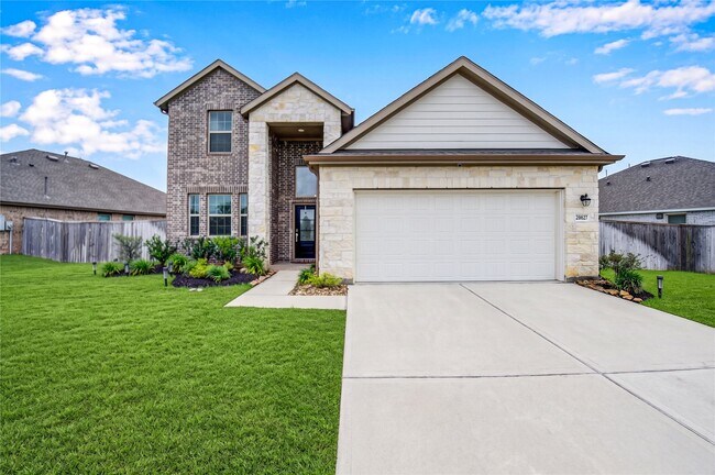 Building Photo - 26627 Ledgemont Dr