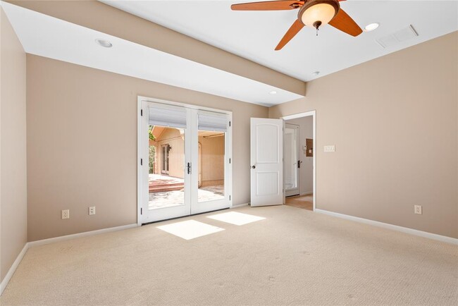 Building Photo - 700 Grey Fox Trail