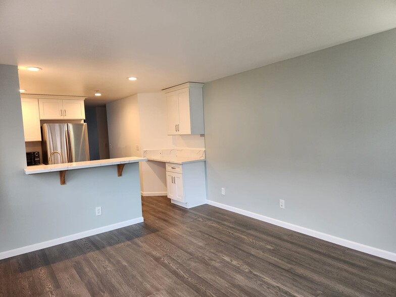 Living Room 1 - 12406 SE 31st St