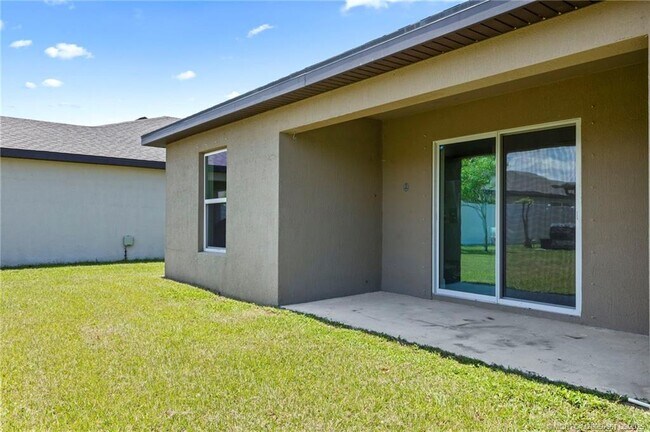 Building Photo - 5405 Jamboree Dr