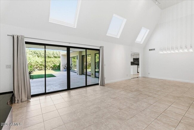 Building Photo - 5309 N 24th Pl