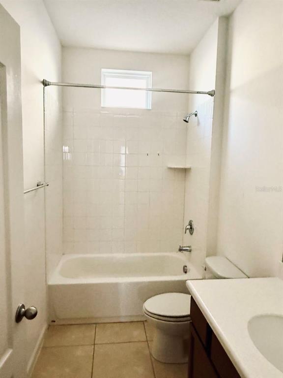 Building Photo - 3219 Stratton Cir