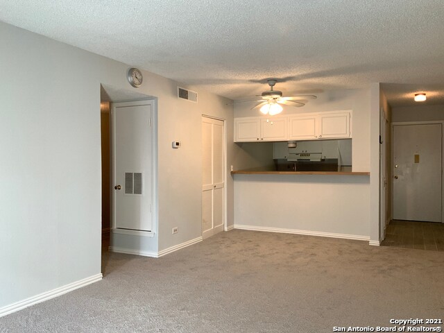 Living Rm/ DiningArea - 8038 Broadway St