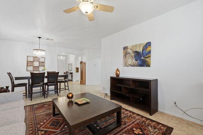 Building Photo - 6843 S 26th St