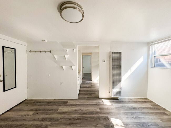 Building Photo - 775 E 820 N