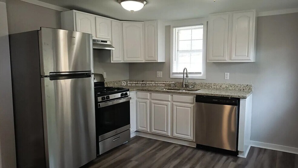 Building Photo - 612 Washington Ave