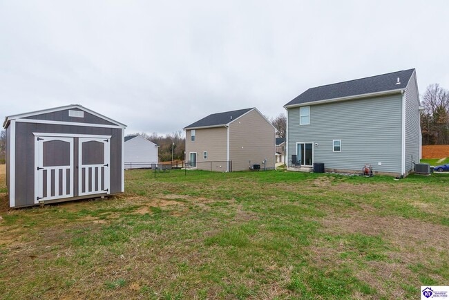 Building Photo - 138 Red Hawk Dr