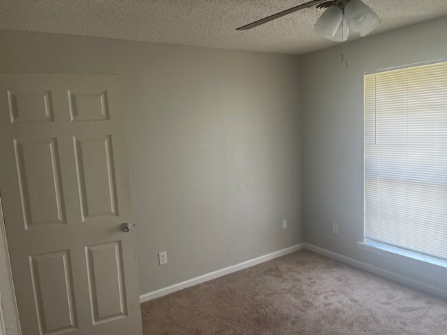 Building Photo - 1843 W Jackson St