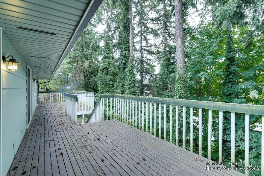 Building Photo - 234 W Jensen St