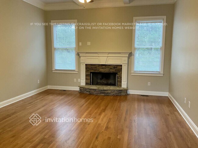 Building Photo - 2807 Great Falls Crossing