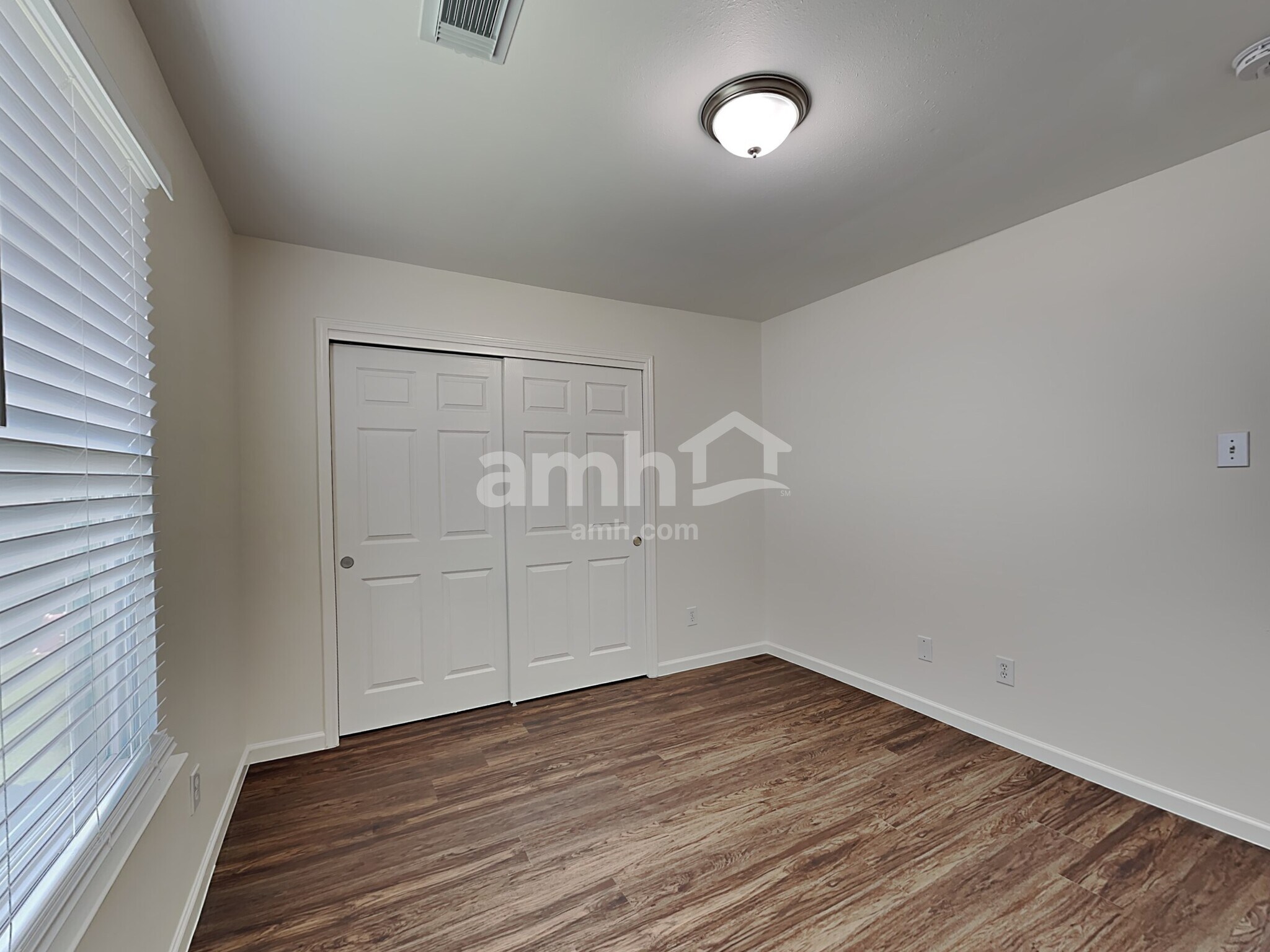 Building Photo - 11731 Rolling Stream Dr